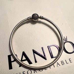 PANDORA Bangle Bracelet Heart Clip S925